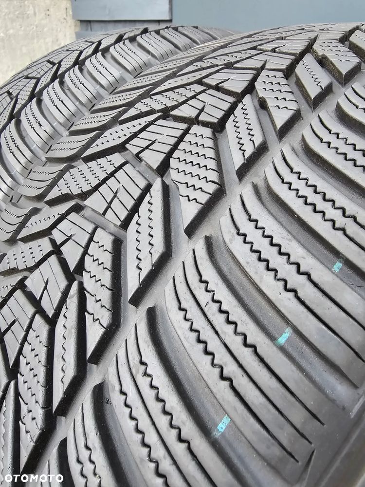 Hankook Winter i*cept evo3 245/35R20 95 W - 2
