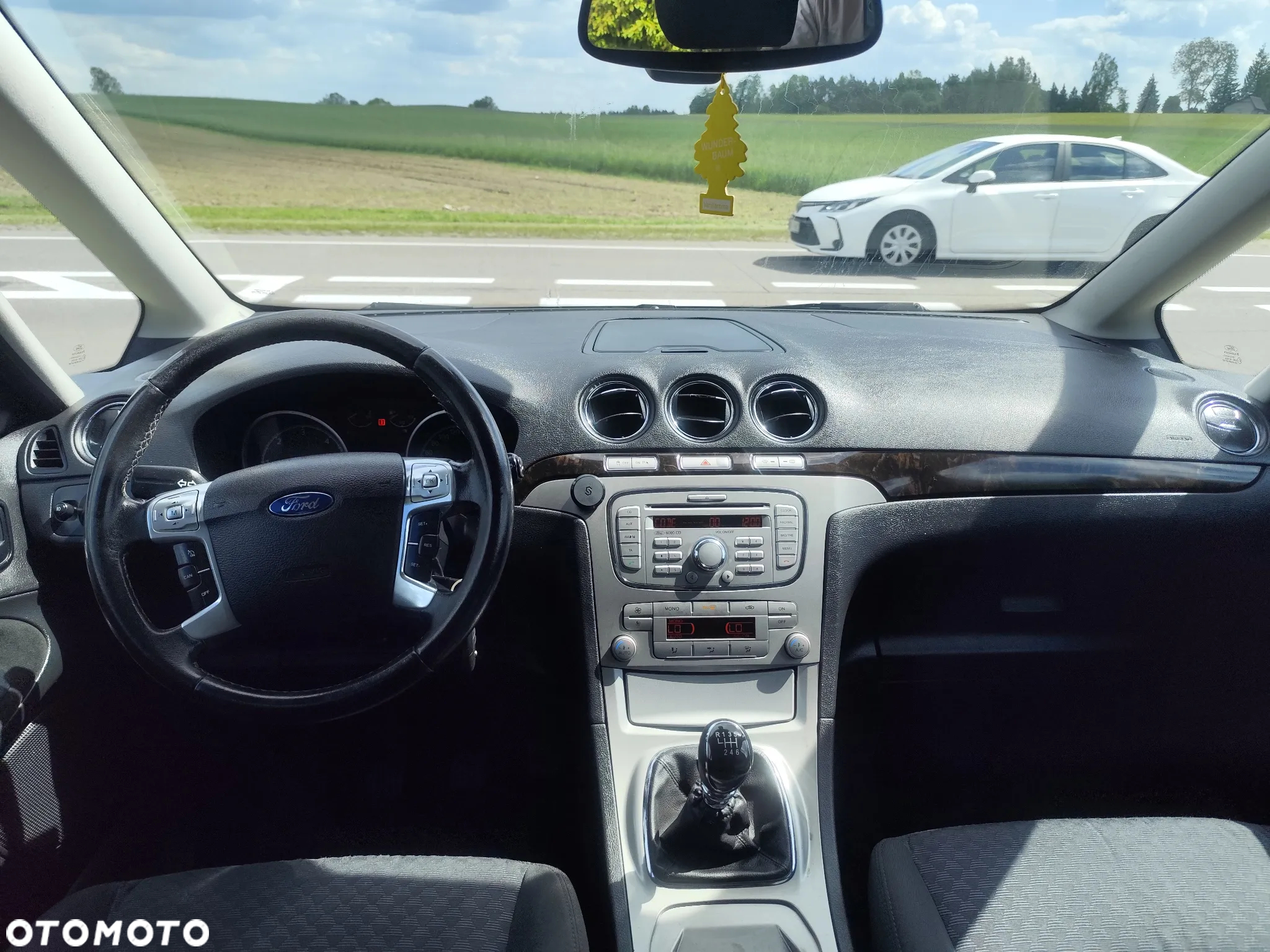 Ford Galaxy 2.0 TDCi Ghia - 24