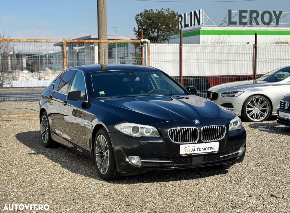 BMW Seria 5 520d Sport-Aut. - 12
