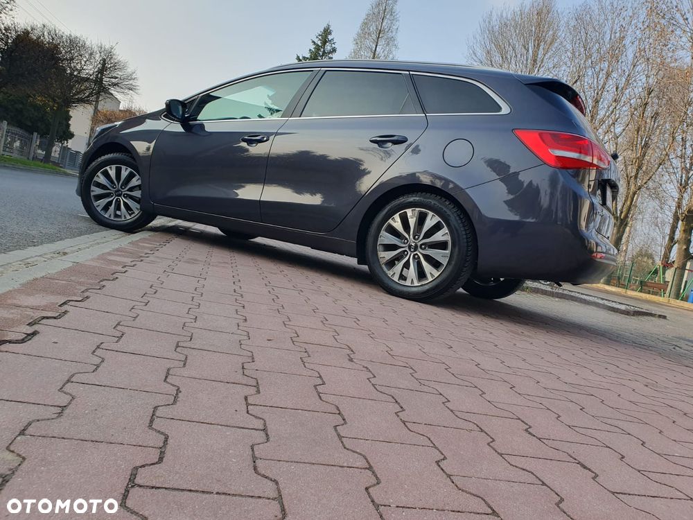 Kia Ceed 1.6 GDI Spirit - 8