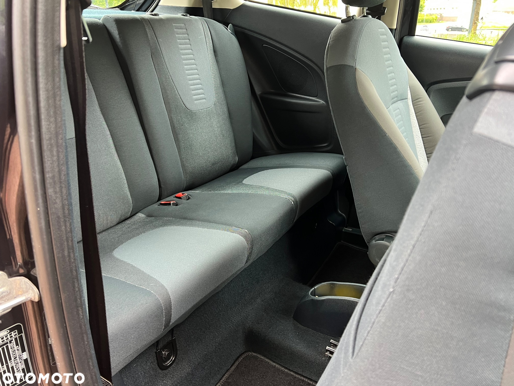 Ford KA 1.2 Ambiente - 15