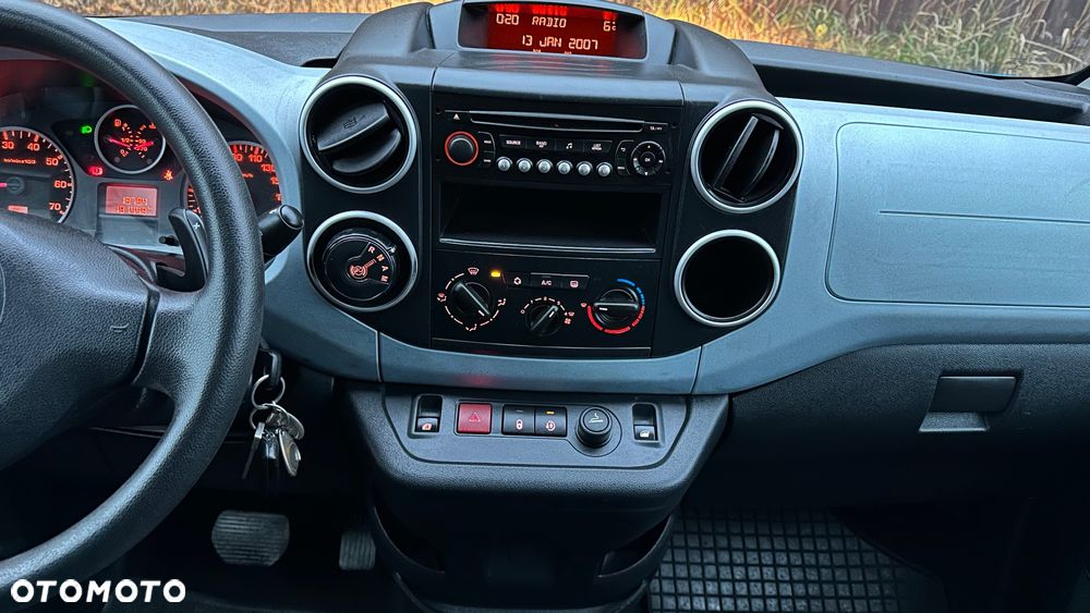 Citroën Berlingo Multispace e-HDi 90 FAP EGS6 Exclusive - 28