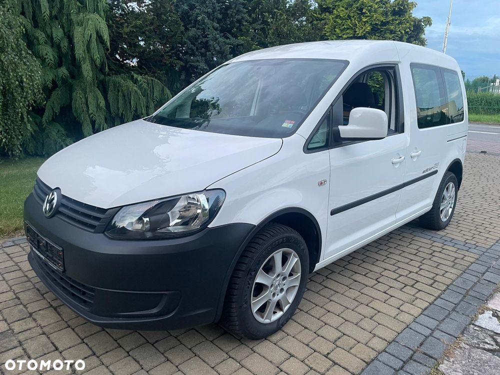 Volkswagen Caddy Comfortline BMT - 4