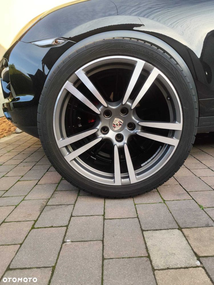 Porsche Cayenne - 5