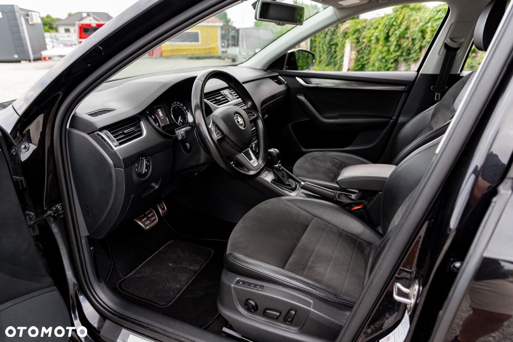 Skoda Octavia 1.8 TSI (Green tec) 4x4 DSG Scout - 17
