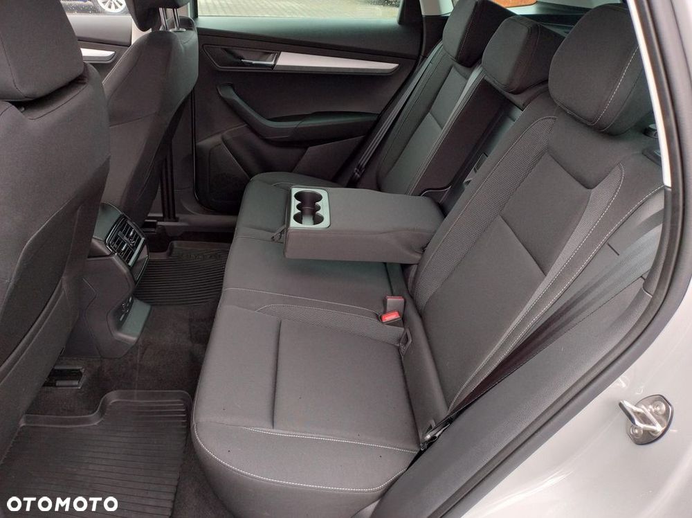 Skoda Karoq 1.5 TSI ACT Selection DSG - 11