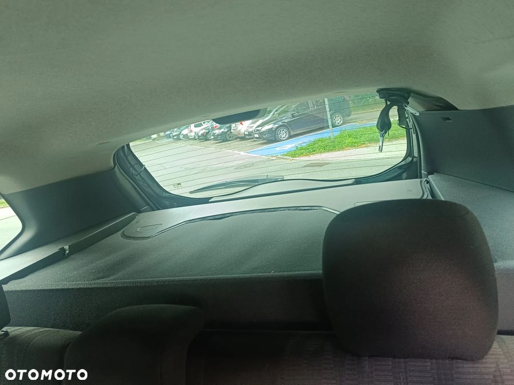 Dacia Duster 1.6 Ambiance - 12