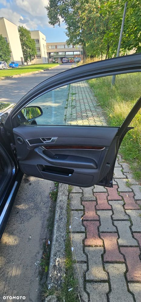 Audi A6 Limousine 4.2 FSI Quattro Tiptronic - 24