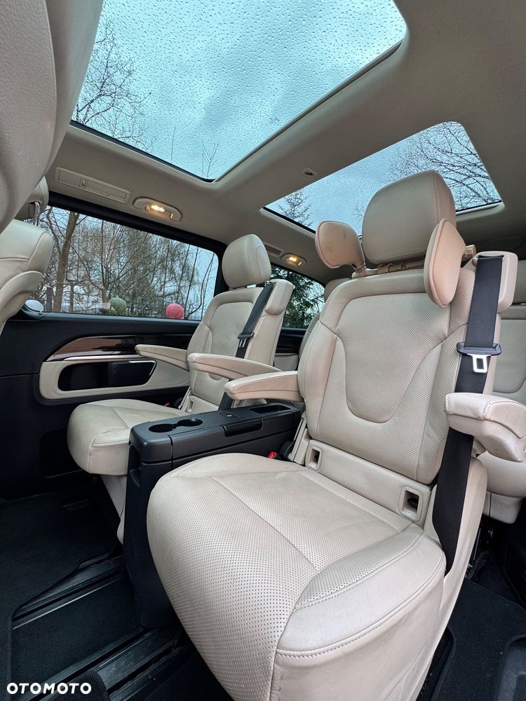 Mercedes-Benz Klasa V 300 d 4-Matic Avantgarde 9G-Tronic (d³ugi) - 17