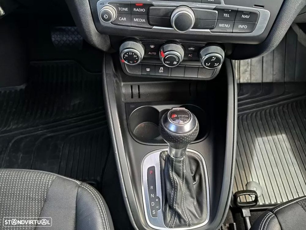 Audi A1 1.6 TDI S-line S-Tronic - 22