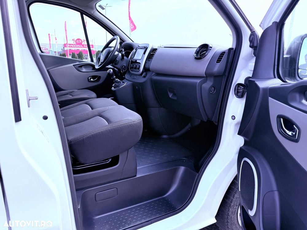 Renault Trafic ENERGY Start & Stop Combi L1H1 Expression - 16