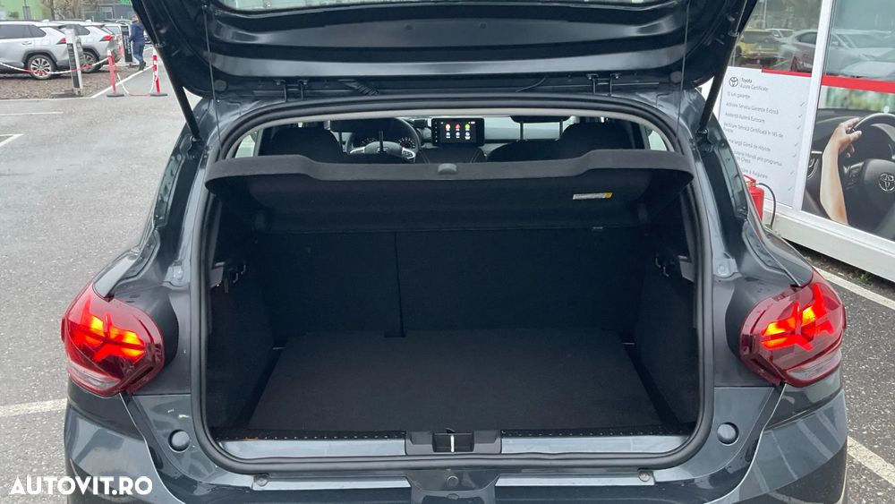 Dacia Sandero TCe 90 MT6 Comfort - 10