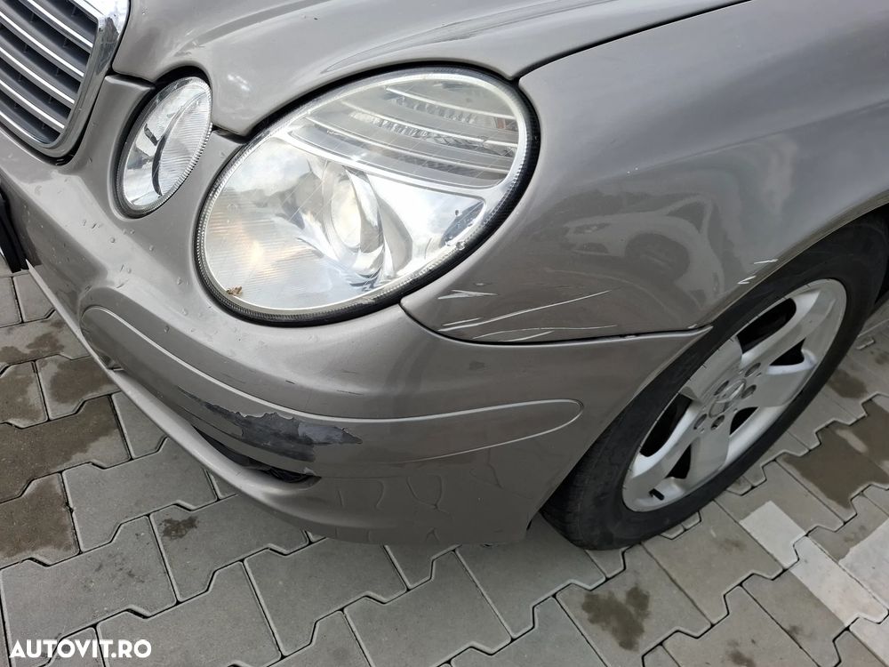 Mercedes-Benz E - 14