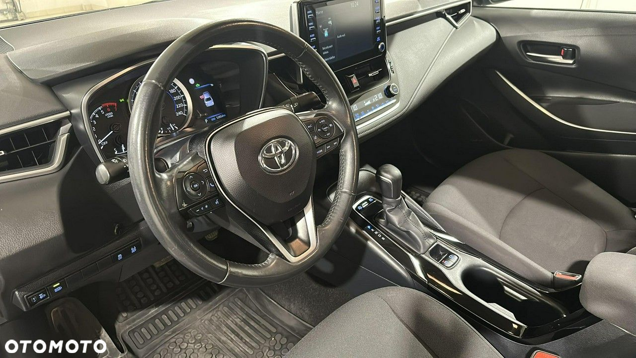 Toyota Corolla - 11