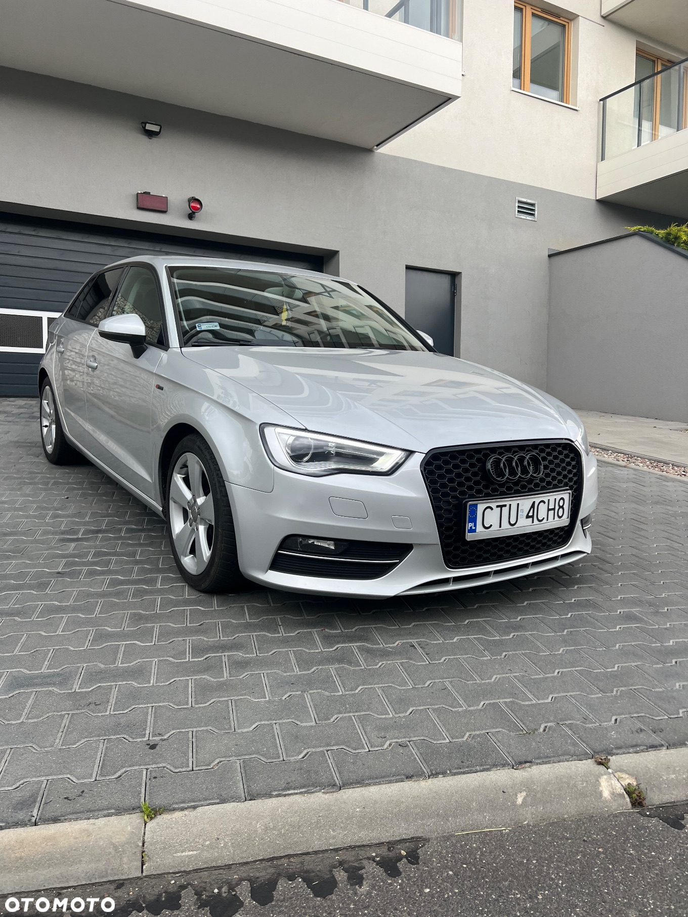 Audi A3 1.6 TDI Ambiente - 2