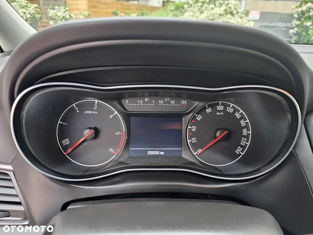 Opel Zafira - 8