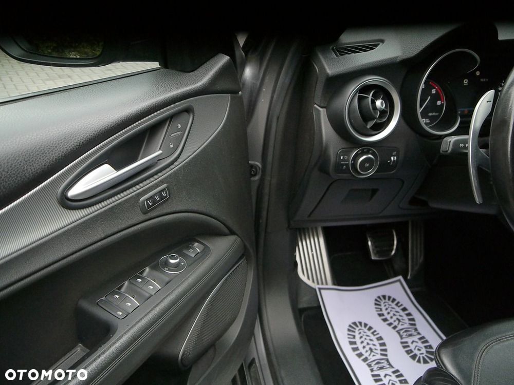 Alfa Romeo Stelvio 2.2 16V AT8 Q4 Super - 35