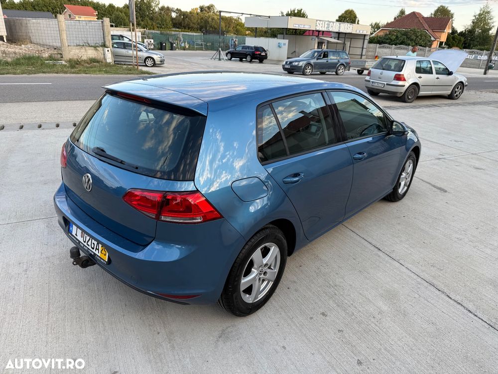 Volkswagen Golf 1.2 TSI BlueMotion Technology Comfortline - 12