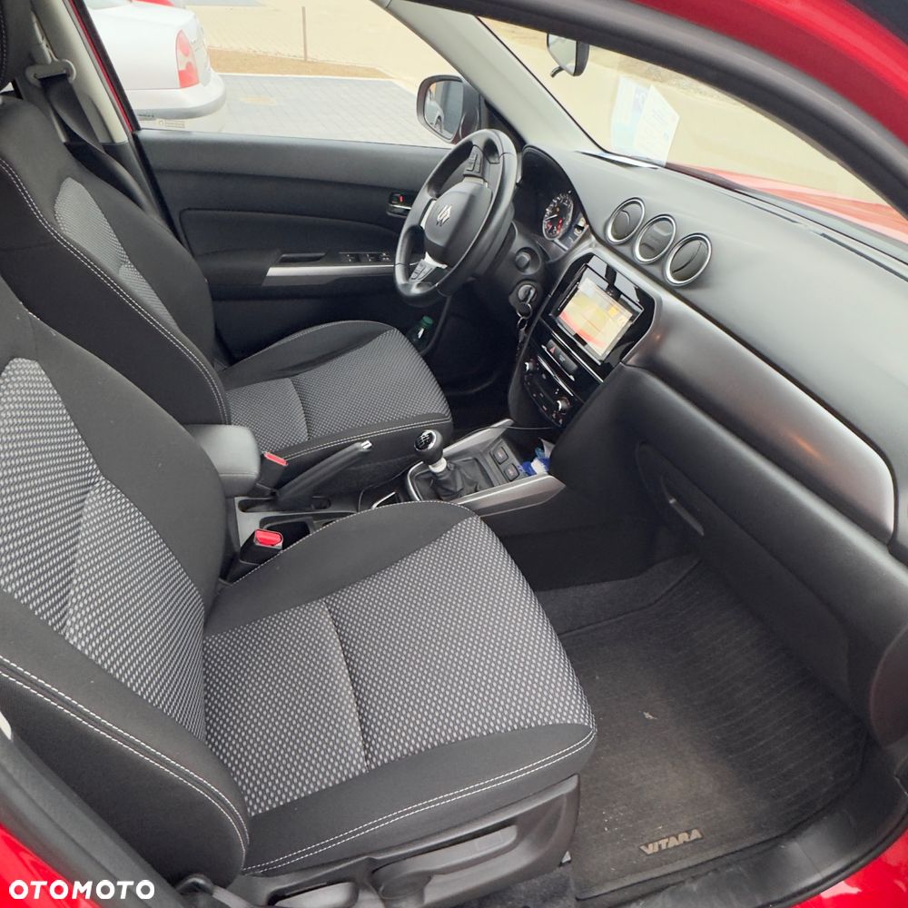 Suzuki Vitara 1.4 Boosterjet SHVS Premium 2WD - 9