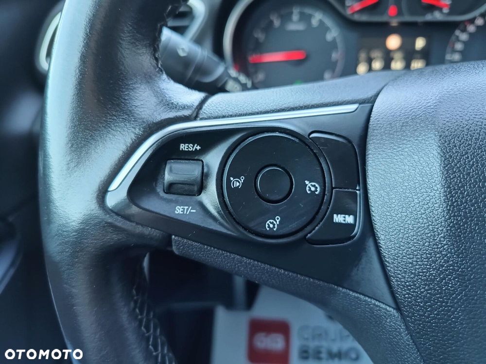 Opel Grandland X 1.2 T GPF Design Line S&S - 18