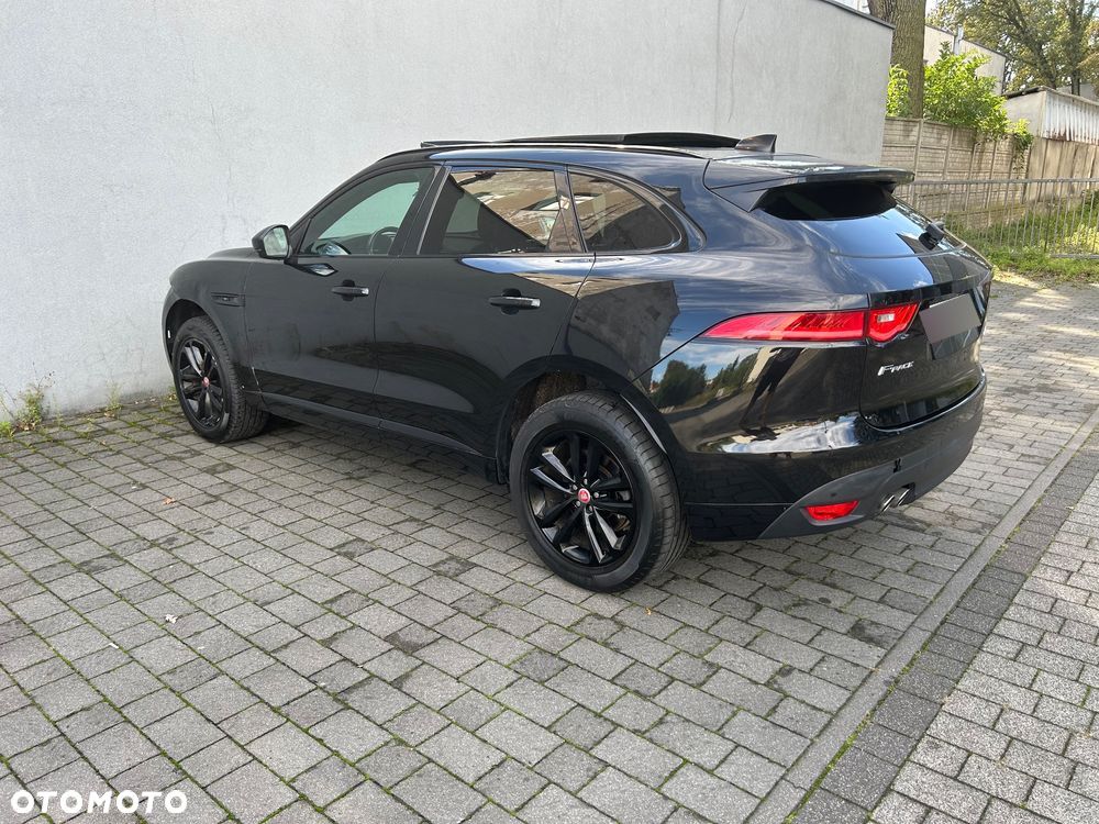 Jaguar F-Pace 2.0 i4D AWD R-Sport - 6