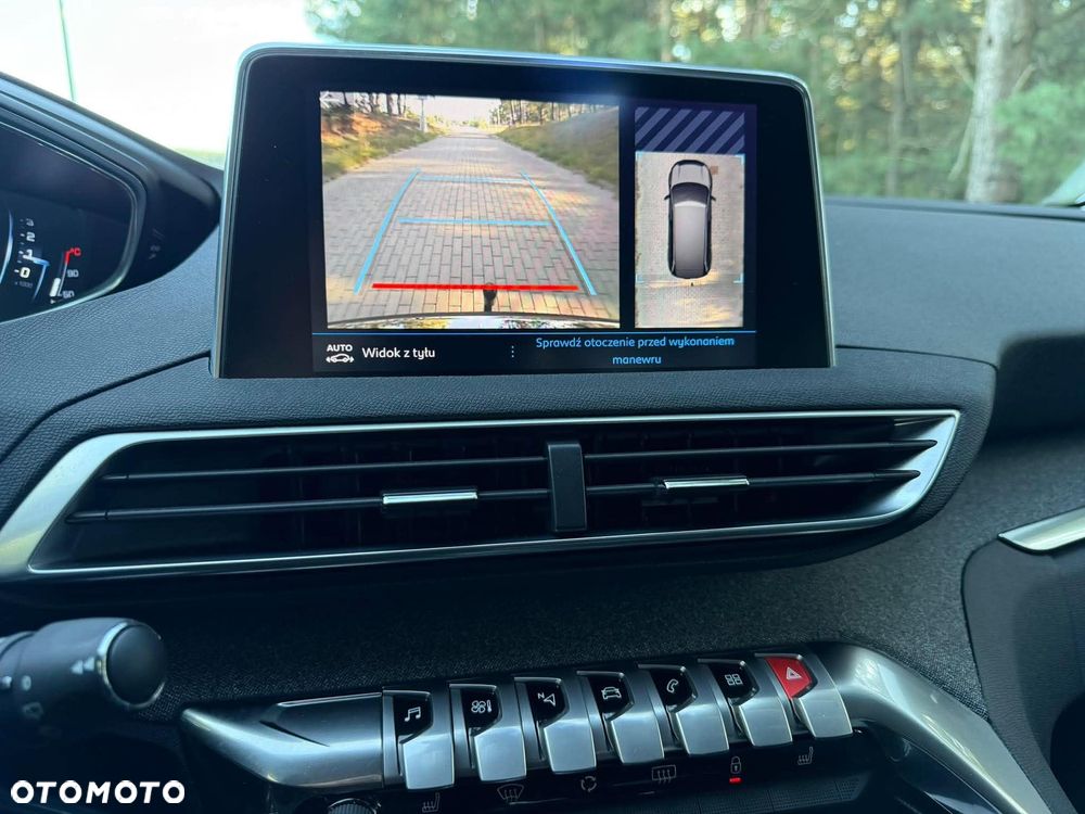 Peugeot 5008 1.6 BlueHDI Allure S&S EAT6 - 31