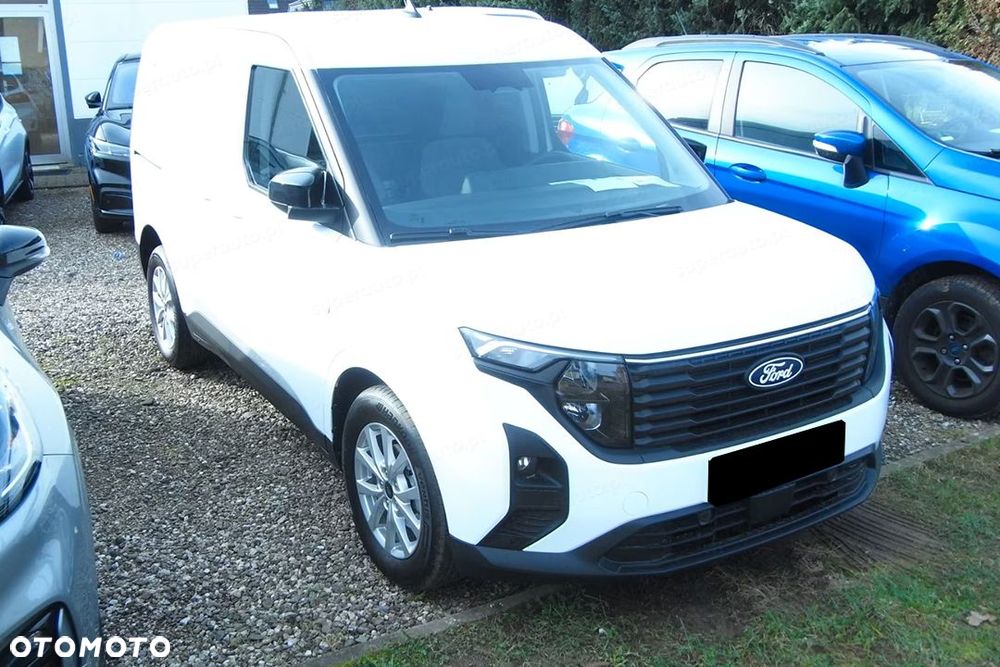 Ford Transit Courier Limited A7 1.0 125KM - 4