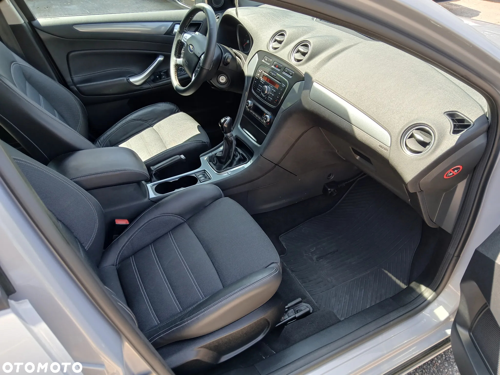 Ford Mondeo 2.0 FF Trend - 17