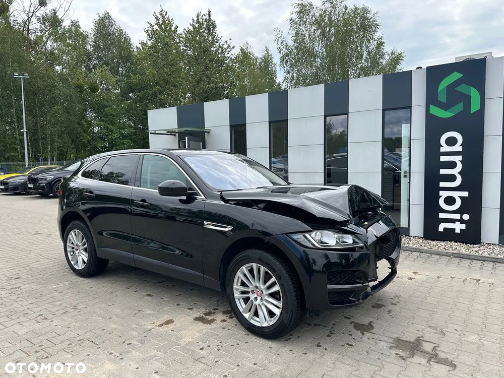 Jaguar F-Pace - 1
