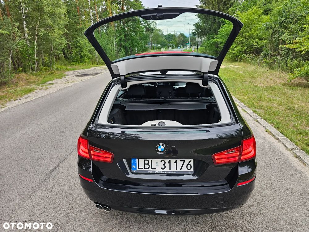 BMW Seria 5 530d xDrive - 7