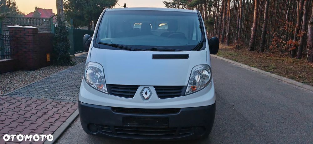 Renault Trafic - 1