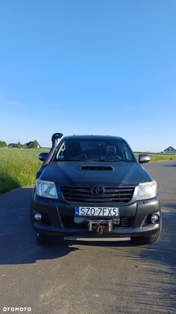 Toyota Hilux - 6