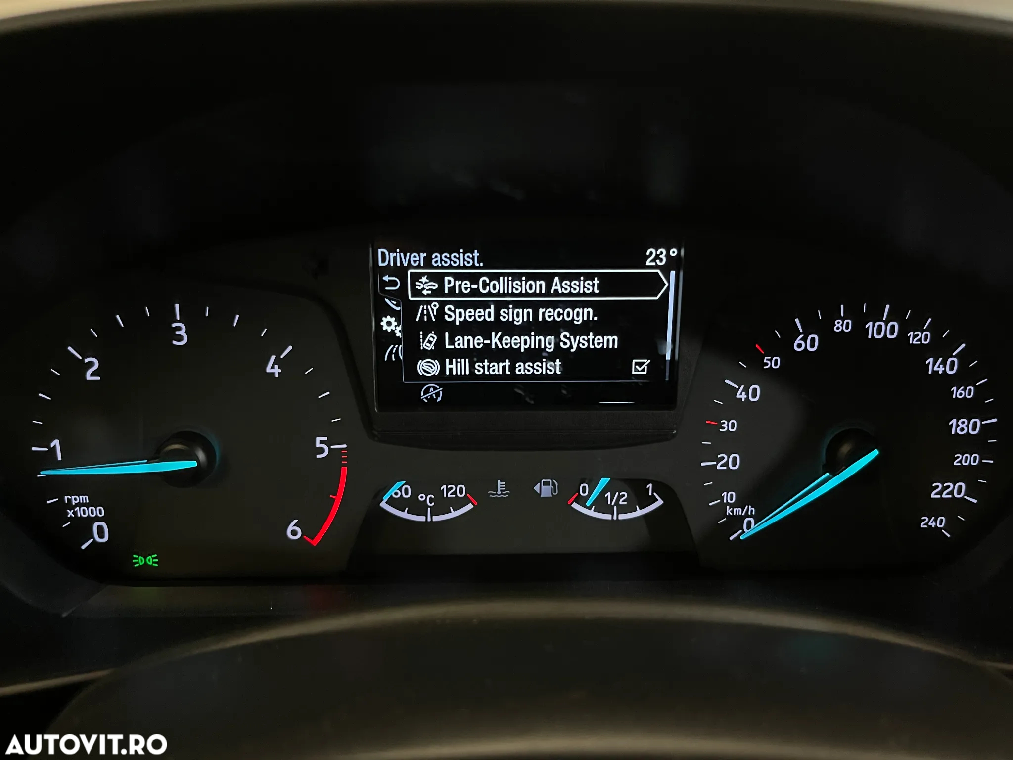 Ford Focus 1.5 EcoBlue Trend Edition - 16