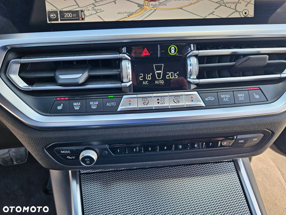 BMW Seria 3 320d xDrive M Sport sport - 27