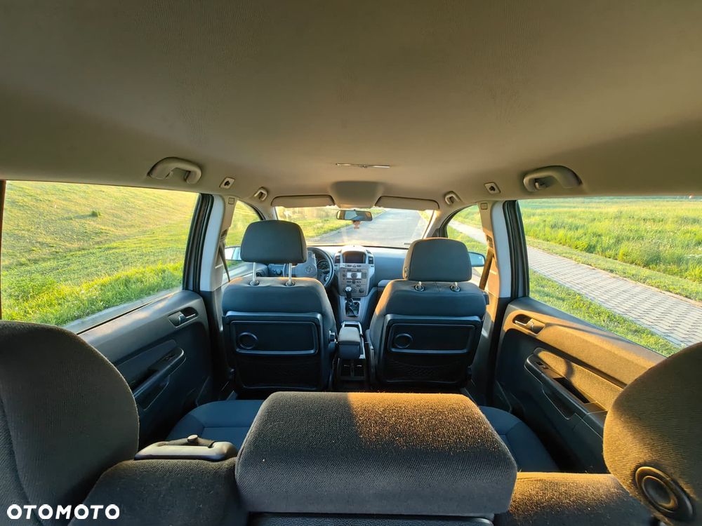 Opel Zafira - 14