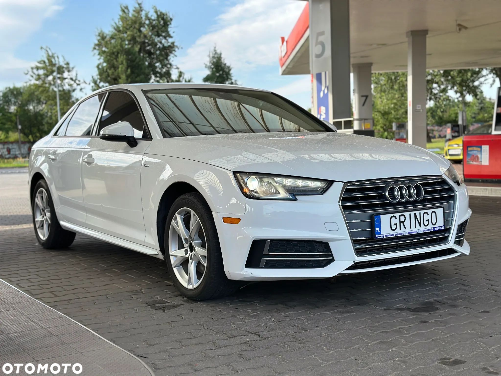 Audi A4 - 1