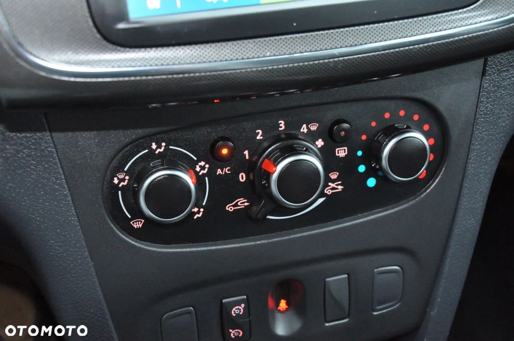 Dacia Sandero Stepway 0.9 TCe Laureate S&S - 21