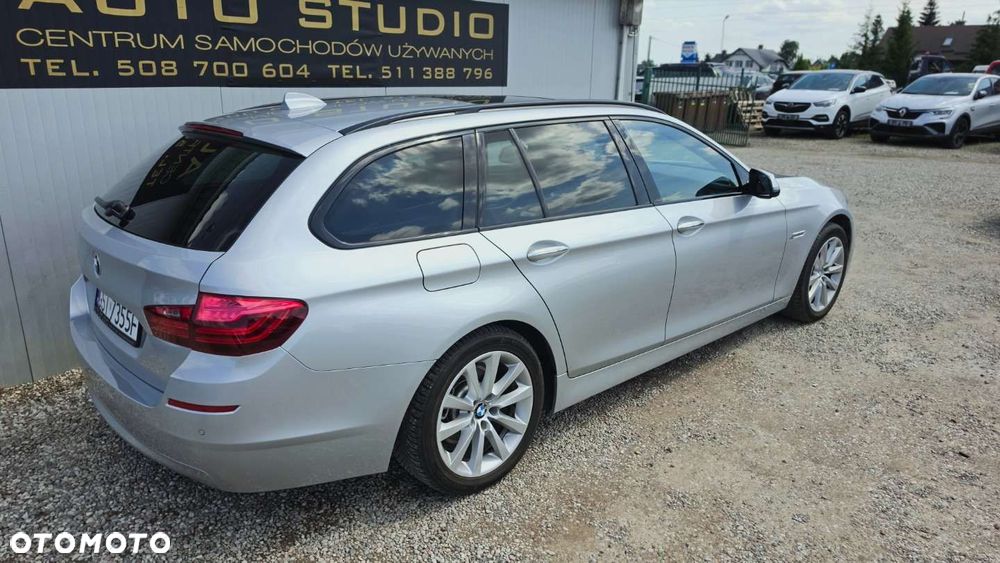BMW Seria 5 520d xDrive - 38