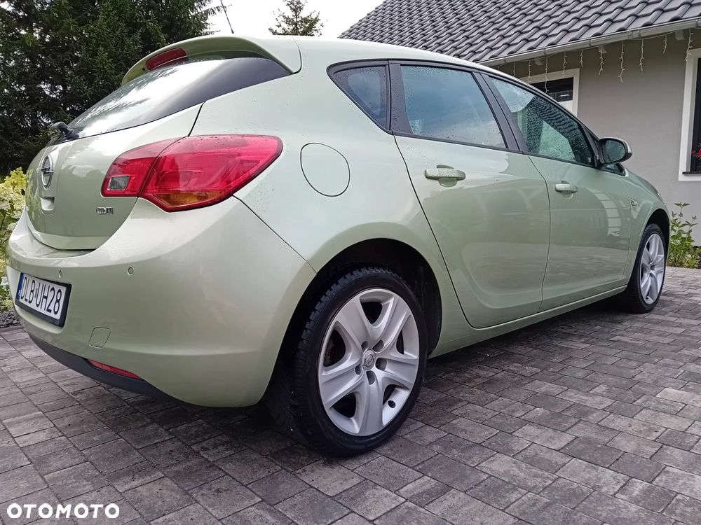 Opel Astra 1.7 CDTI - 2