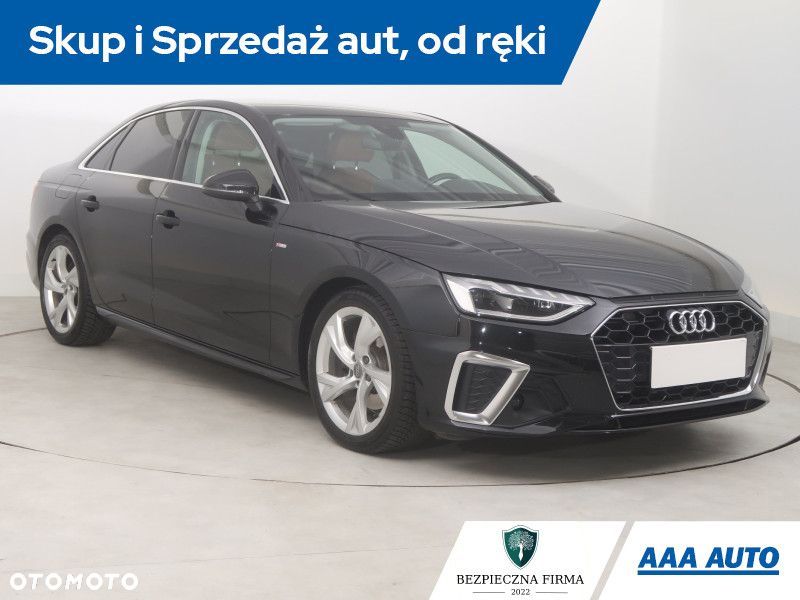Audi A4 Limousine - 3