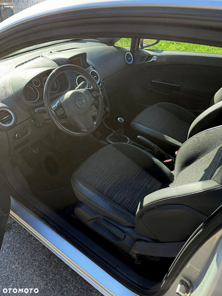 Opel Corsa 1.2 16V Energy - 20