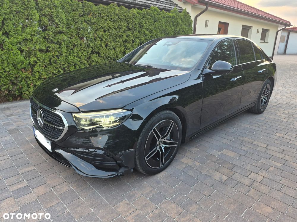 Mercedes-Benz Klasa E 220 d mHEV 4-Matic AMG 9G-Tronic - 3
