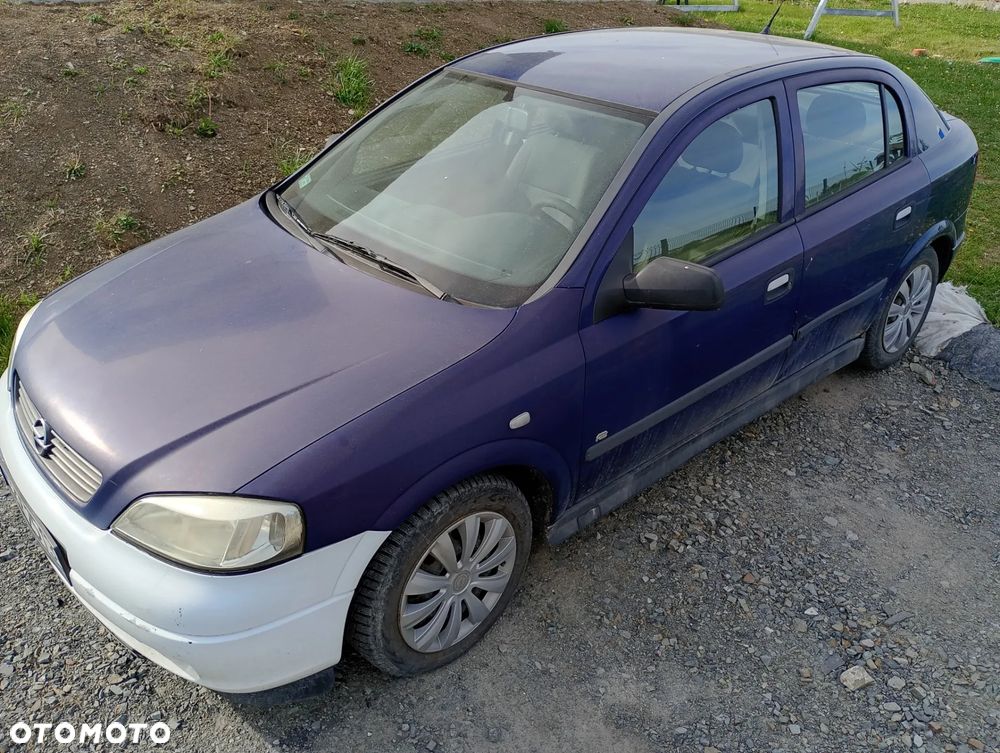 Opel Astra - 1