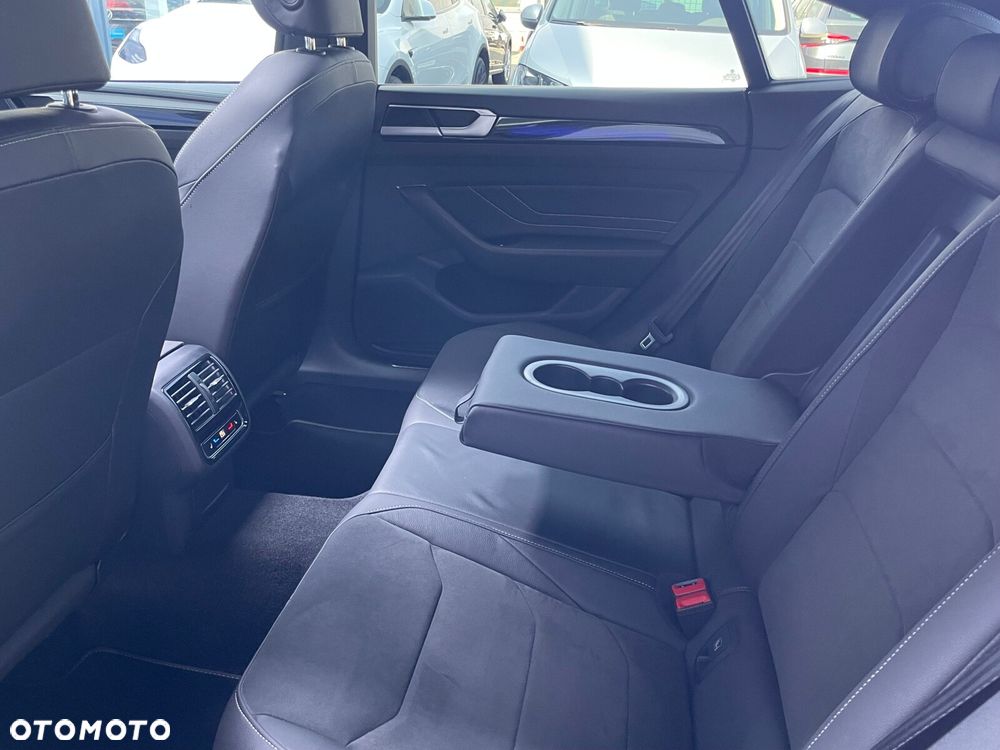 Volkswagen Arteon 2.0 TDI R-Line DSG - 8