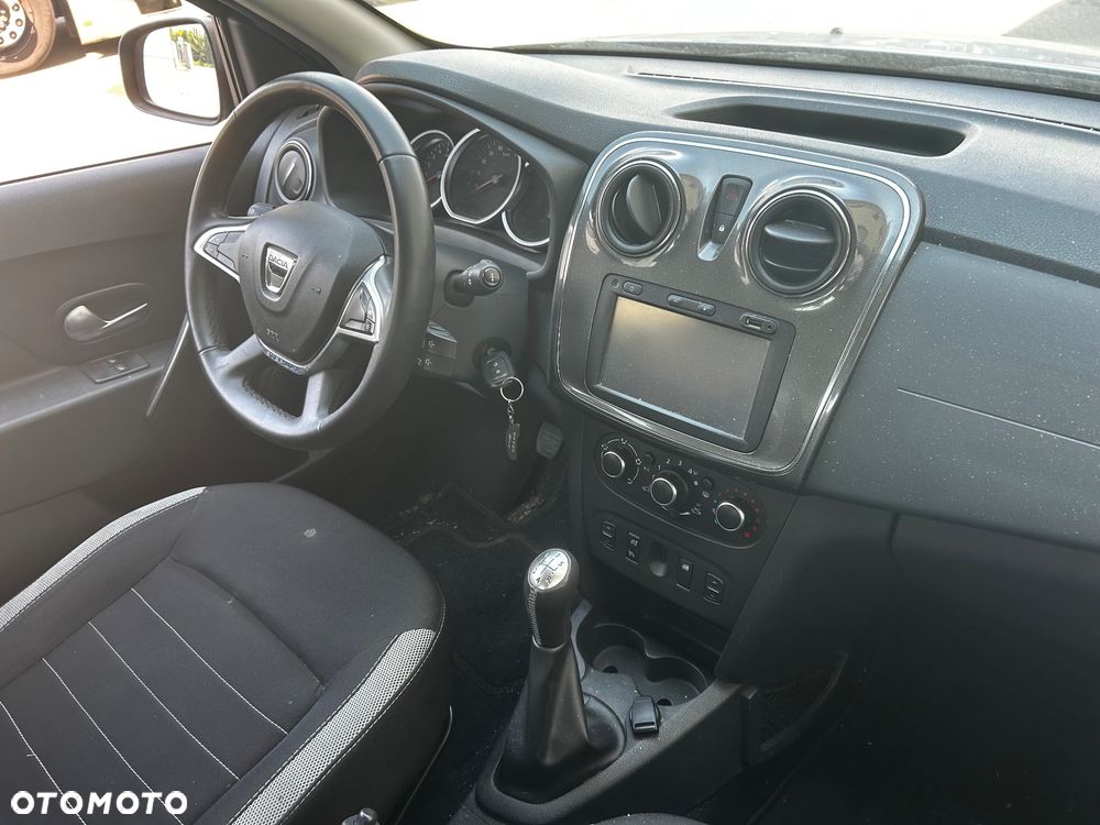 Dacia Sandero - 19