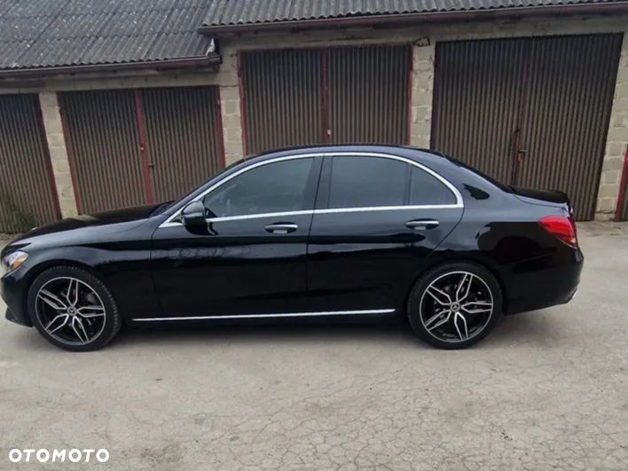 Mercedes-Benz Klasa C 300 7G-TRONIC Exclusive - 5