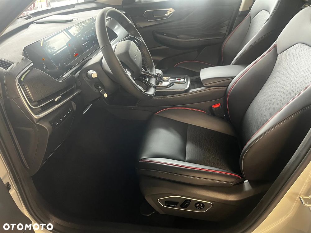 BAIC 7 1.5T Luxury DCT - 8