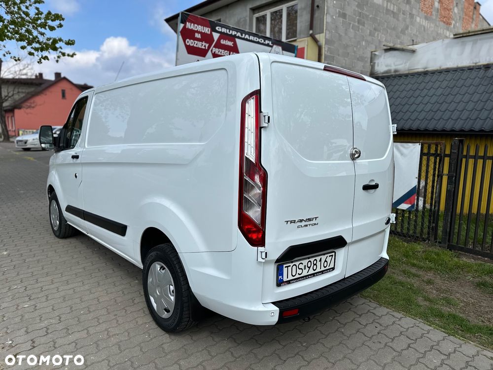 Ford TRANSIT CUSTOM - 8