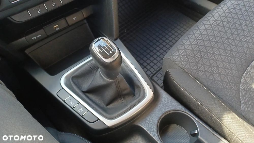 Kia XCeed 1.5 T-GDI M - 14