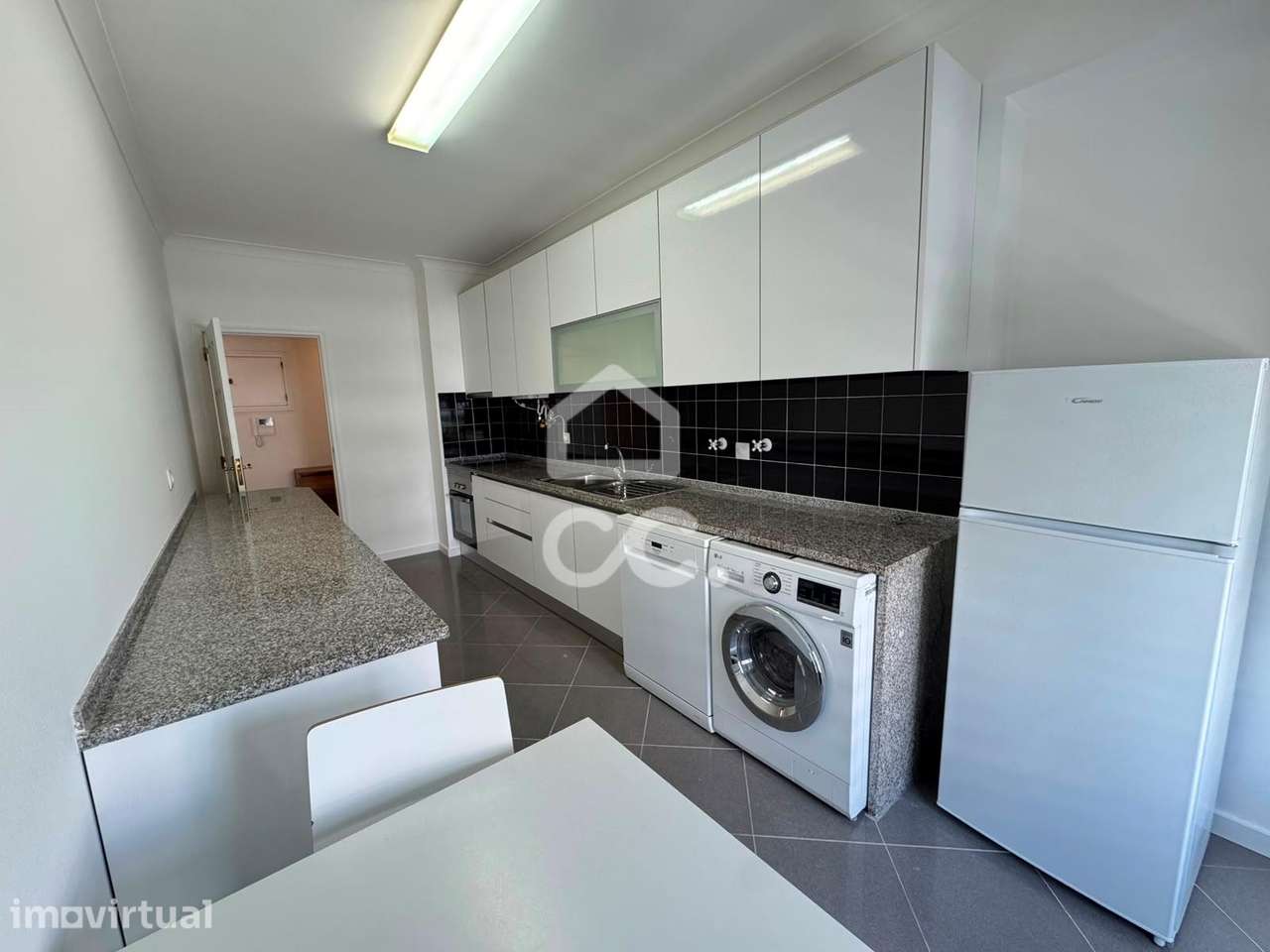 T2 com Lugar de Garagem | Infantado – Loures - Grande imagem: 2/23